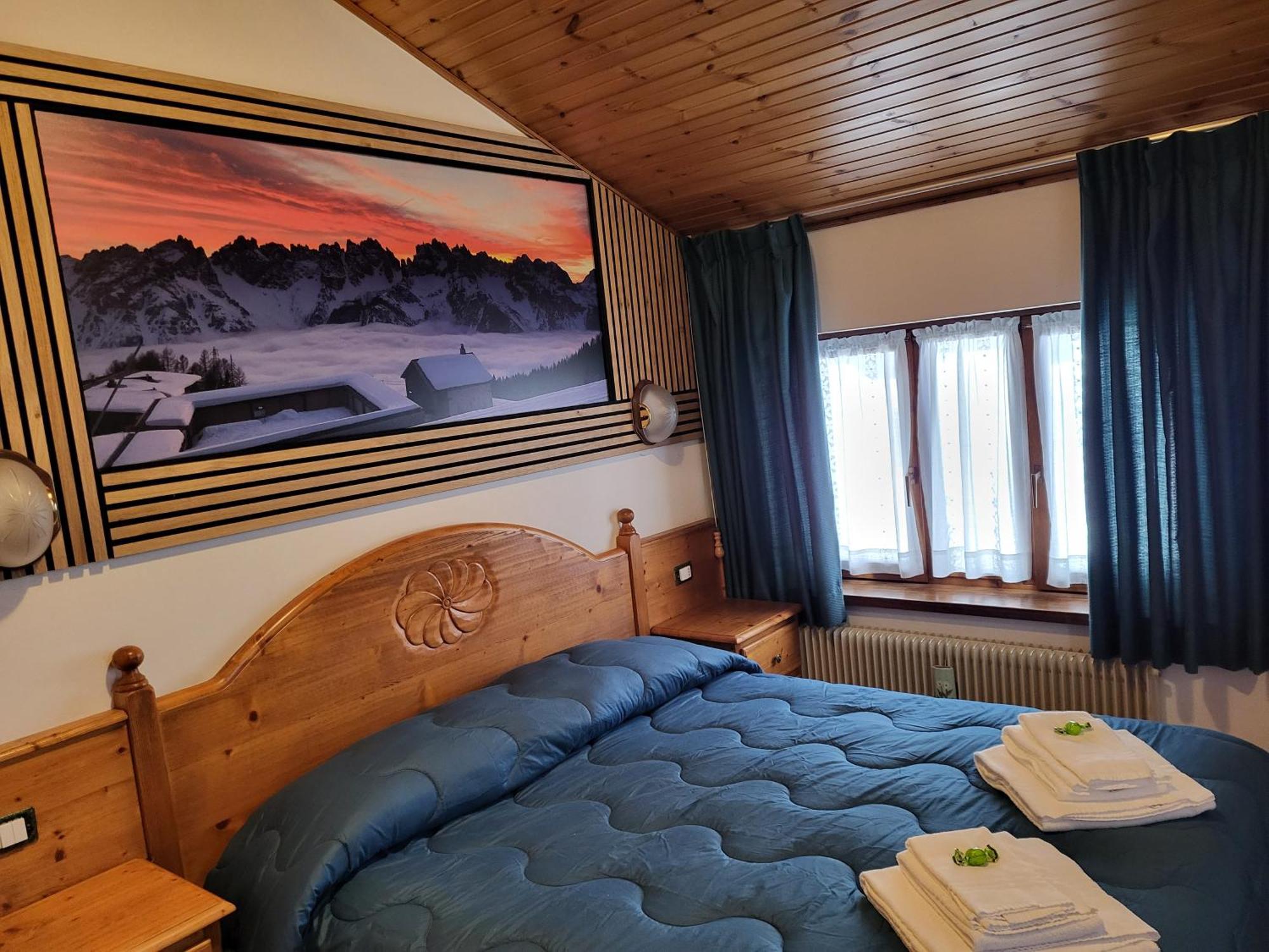 Albergo Meuble Tarandan Forni di Sopra Εξωτερικό φωτογραφία